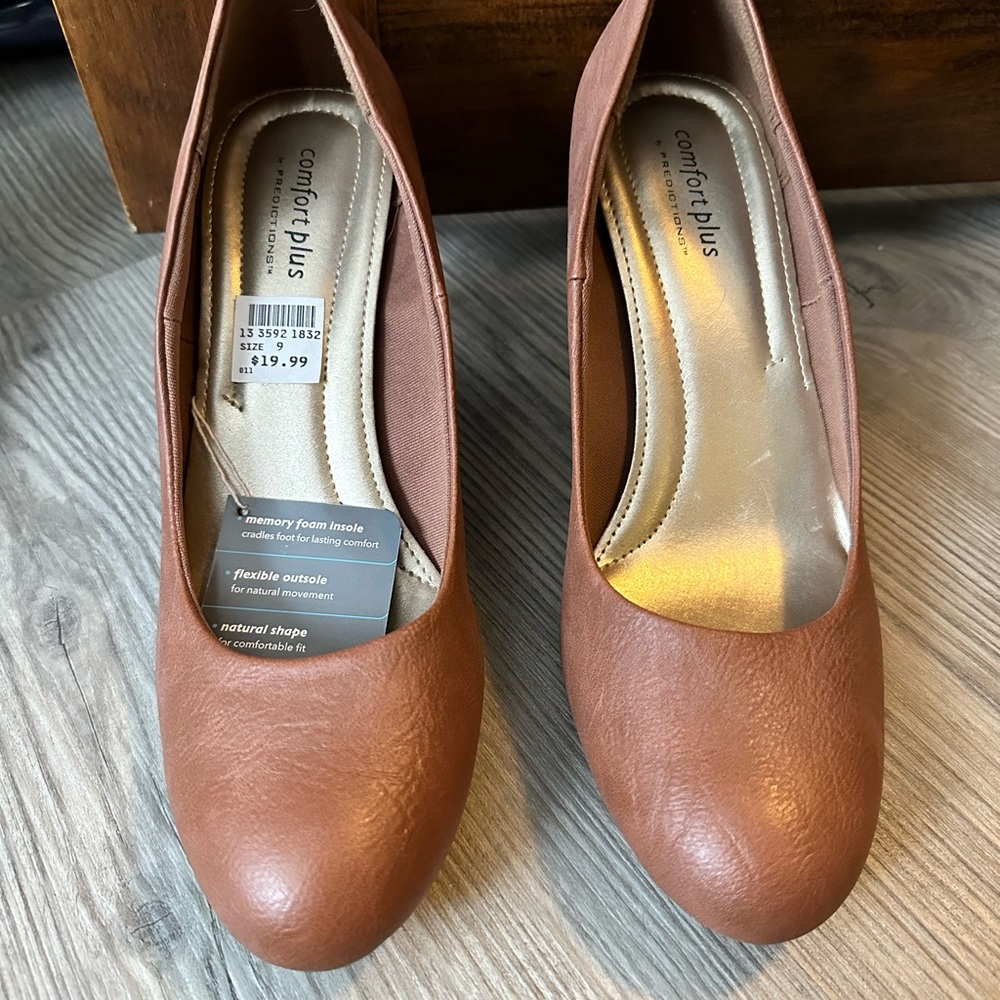 New Comfort Plus Tan Heel Shoes